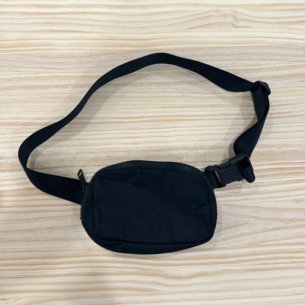 Lululemon Fanny Pack